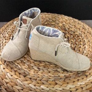 Toms canvas wedge